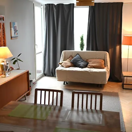 Pry Metro Swietokrzyska * Варшава