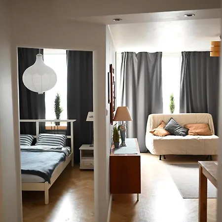 Pry Metro Swietokrzyska ורשה